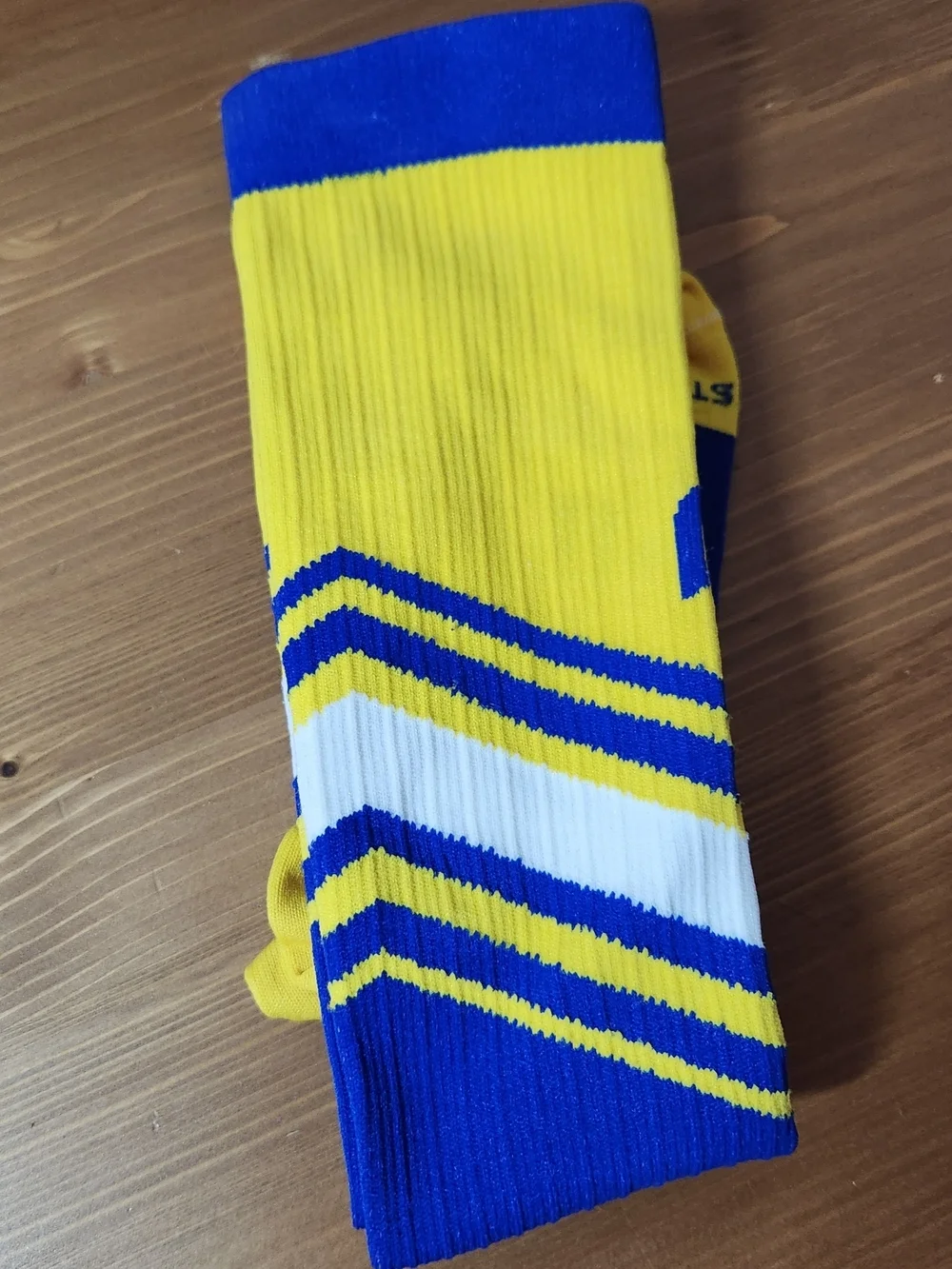 Pro Compression Boston Strong Marathon Socks Blue Yellow SM/MED